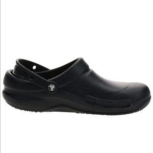Men’s bistro clog crocs.